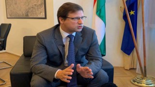 Macaristan: Rus gazına yönelik yeni AB yaptırımlarına izin vermeyeceğiz