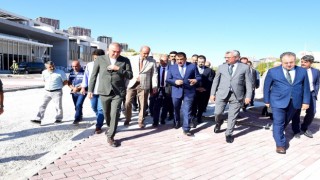 Malatyaya yeni bir alışveriş merkezi kazandırılıyor