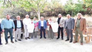 Manisa Büyükşehir Belediyesinden Gördese üzüm sıkma makinesi