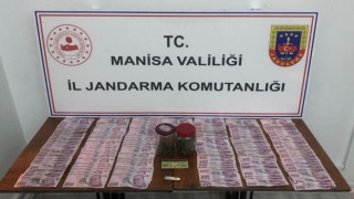 Manisada 3 ayrı adrese uyuşturucu baskını: 4 gözaltı