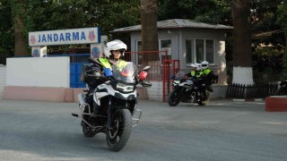Manisada çalıntı ve arama kayıtlı motosikletler jandarmaya yakalandı