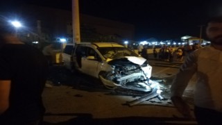 Mardinde düğün yolunda kaza: 2si çocuk 5 yaralı