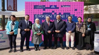 Meme kanserine farkındalık için sanat ve sağlık buluştu