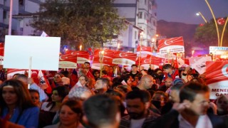 Menemende görkemli cumhuriyet coşkusu