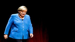 Merkel: “Kalıcı barış ancak Rusya ile mümkün”