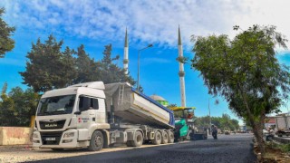 Mersinde yollar yenileniyor
