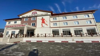 Mesut Özilin yaptırdığı spor tesisi tamamlandı, açılışa katılması bekleniyor