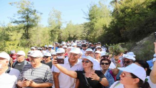 Mezitlide vatandaşlar doğa yürüyüşünde buluştu