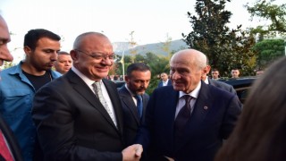 MHP Genel Başkanı Bahçeliden Başkan Ergüne övgü