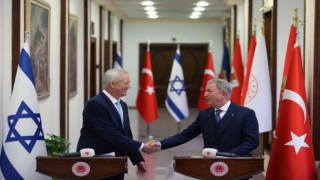 Milli Savunma Bakanı Akar ve İsrailli mevkidaşı Gantzdan ortak basın toplantısı