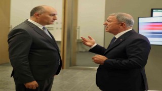 Milli Savunma Bakanı Hulusi Akar, Gürcistanlı mevkidaşı Burchuladze ile görüştü