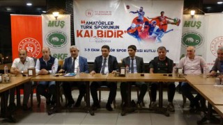 Müdür Taşdemir, spor camiasıyla bir araya geldi