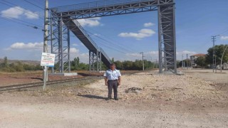 Muhtardan hemzemin geçit ve üst geçit tepkisi