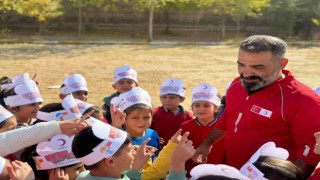 Muşta minik öğrencilere Kızılay ve afet konuları anlatıldı