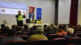 Öğrenci servis şoförlerine seminer verildi