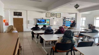 Öğrenci velilerine uyuşturucunun zararları anlatıldı