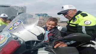 Öğrencilere uygulamalı trafik eğitimi