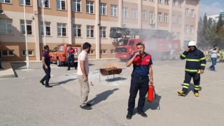 Okullarda yangın tatbikatları sürüyor