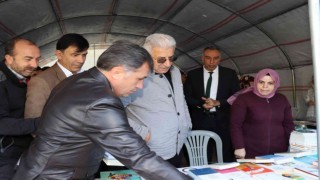Oltu Müftülüğünce kuran kursları yararına hayır çarşısı düzenlendi