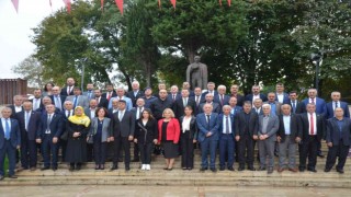 Orduda muhtarlar kendi günlerini kutladılar