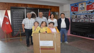 Ortacalı öğrenciler kazandıkları sandalyeyi Kahramanmaraşa gönderdi