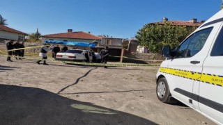 Otomobilde cansız bedeni bulunan 2 kişi karbonmonoksit gazından zehirlenmiş