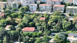 (Özel) Belediye Başkanı konutunu yıkıp halka açıyor