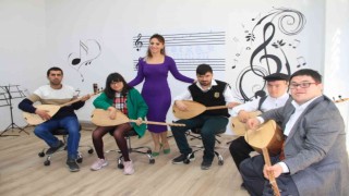 Özel bireyler, engellerini müzikle aşıyor