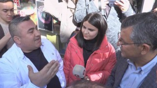Özelden “Genel başkanınızı değiştirin” diyen esnafa: “O CHPlilerin bileceği iş”