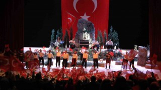Pamukkalede İşgalden Cumhuriyete oyunu liselilerle buluştu