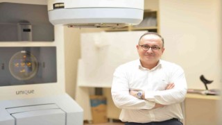 Prof. Dr. Önal: Ailenizde meme kanseri hikayesi varsa erken yaşta muayene olun