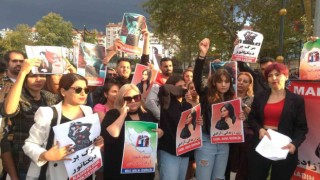 Protestolara Kütahyada yaşayan İran vatandaşları da destek verdi