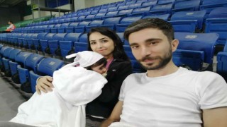 Rizespor maçının en minik izleyicisi 3 aylık Leyla oldu