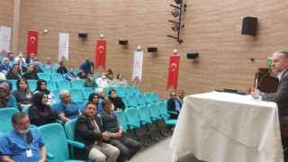 Sağlık Müdürü hastane çalışanlarını dinledi