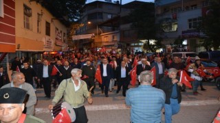 Saimbeylide bayrak yürüyüşü