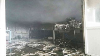 Sanayi sitesinde korkutan yangın