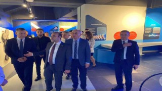 Sanayi ve Teknoloji Bakan Yardımcısı Kacır, Antalya Bilim Merkezinde