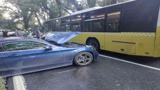 Sarıyerde facianın eşiğinden dönüldü: İETT otobüsü ile otomobil kafa kafaya çarpıştı