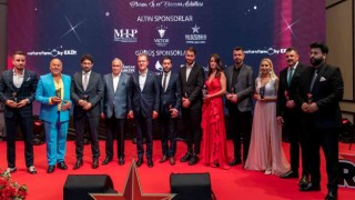 Seçer: İş insanlarına gönlümüz de açık kapımız da