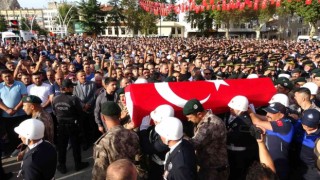 Şehit özel harekat polisi son yolculuğuna uğurlandı