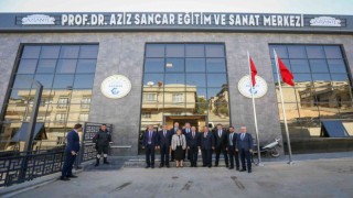 Şimşek, Prof. Dr. Aziz Sancar Eğitim ve Sanat Merkezini ziyaret etti