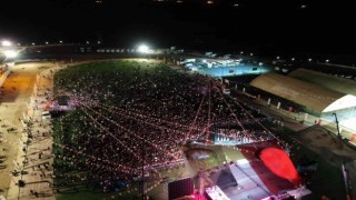 Şırnakta 20 bin kişiyle konser coşkusu