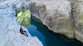 Şırnakta gezicilerin keşfettiği doğa harikası kanyon, turizme kazandırılmayı bekliyor