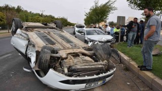 Siverekte otomobiller çarpıştı: 1 yaralı