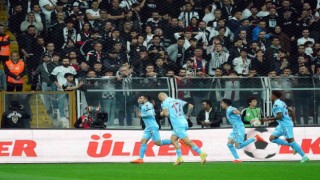 Spor Toto Süper Lig: Beşiktaş: 0 - Trabzonspor: 1 (Maç devam ediyor)