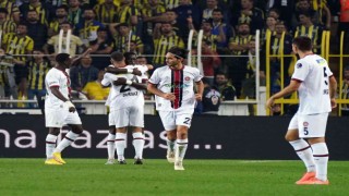 Spor Toto Süper Lig: Fenerbahçe: 2 - Fatih Karagümrük: 2 (İlk yarı)