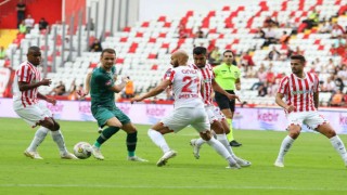 Spor Toto Süper Lig: FT Antalyaspor: 0 - Konyaspor:0 (İlk yarı)
