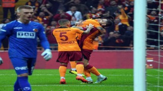 Spor Toto Süper Lig: Galatasaray: 2 - Corendon Alanyaspor: 0 (İlk yarı)