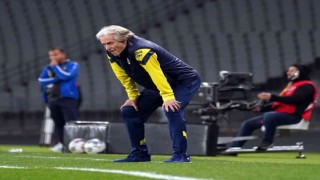 Spor Toto Süper Lig: İstanbulspor: 0 - Fenerbahçe: 2 (İlk yarı)