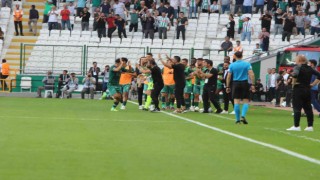 Spor Toto Süper Lig: Konyaspor: 1 - Ümraniyespor: 0 (İlk yarı)